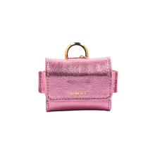 Cargar imagen en el visor de la galería, UMBI Funda AirPods Personalizada – Cuero ROSA
