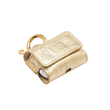 Cargar imagen en el visor de la galería, UMBI Funda AirPods Personalizada – Cuero DORADO
