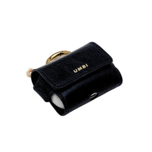 Cargar imagen en el visor de la galería, UMBI Funda AirPods Personalizada – Cuero NEGRO
