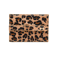 Cargar imagen en el visor de la galería, UMBI Tarjetero de Cuero Personalizado - LEOPARDO
